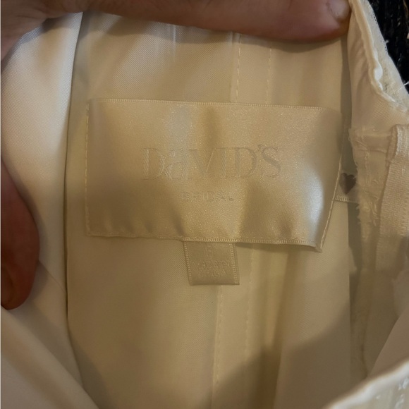 David's Bridal White Lace Formal Kids Dress - Picture 2 of 2